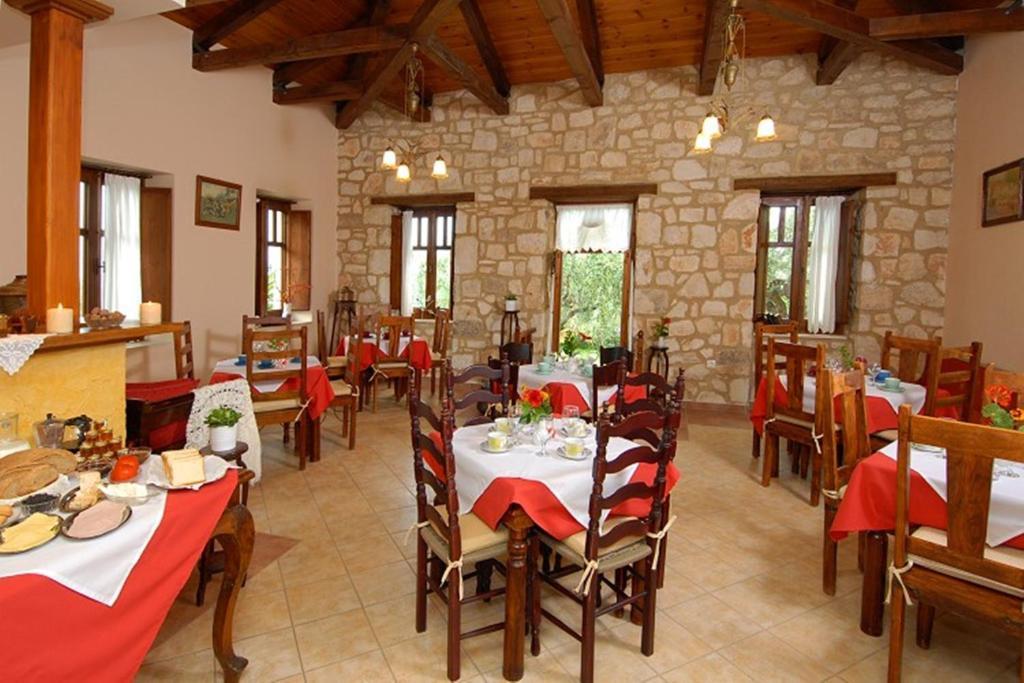 Отель Anatoli Labreon Agia Marina  Экстерьер фото