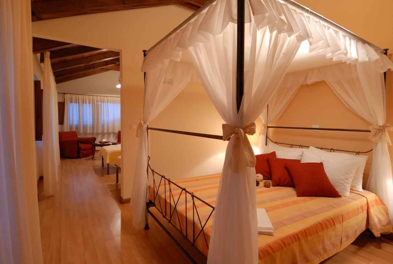 Отель Anatoli Labreon Agia Marina  Экстерьер фото