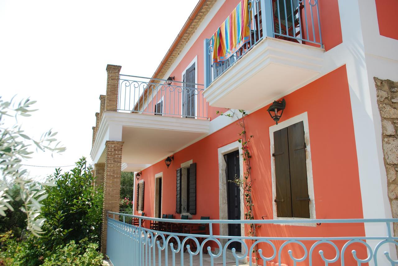 Отель Anatoli Labreon Agia Marina  Экстерьер фото