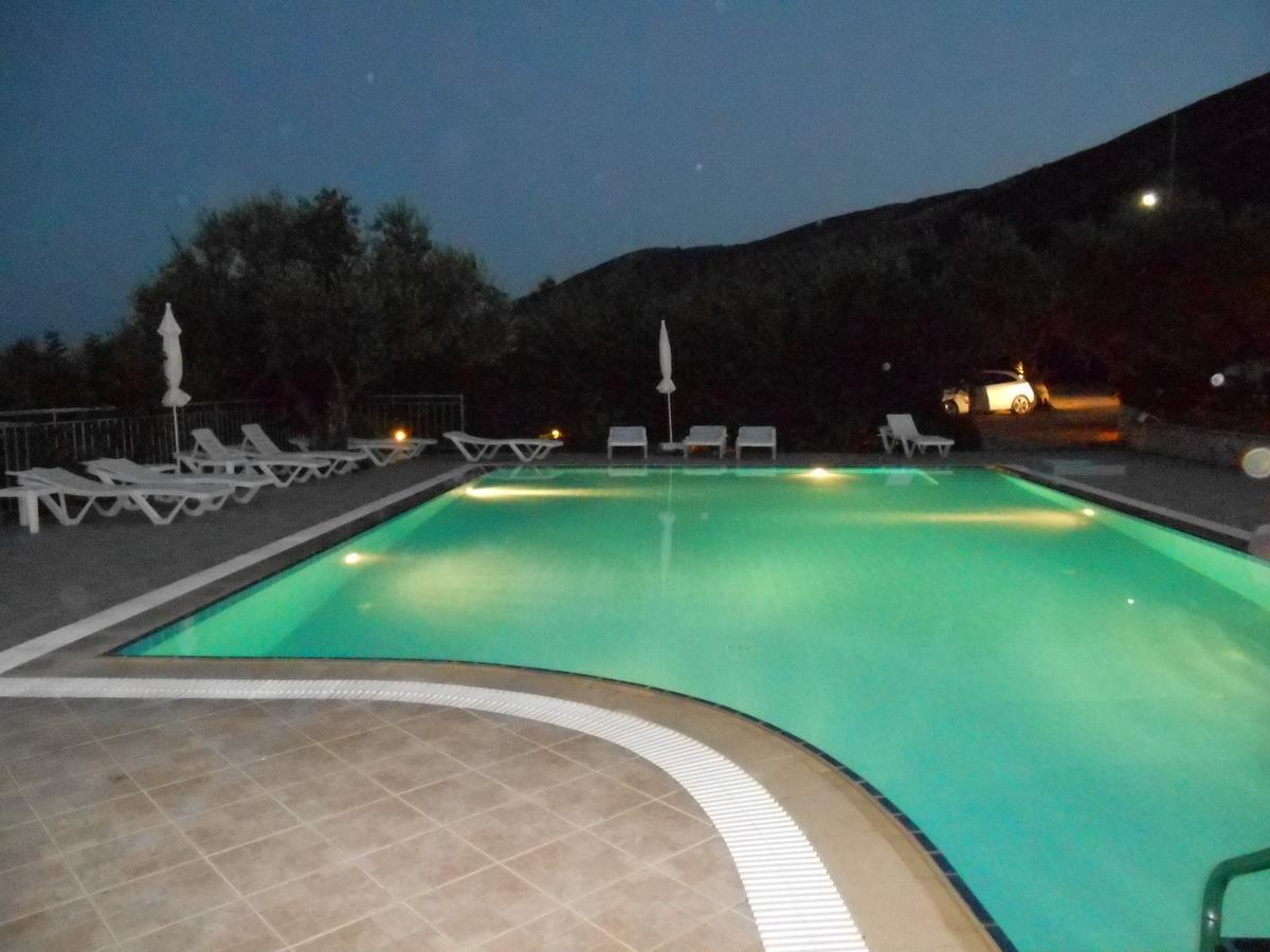 Отель Anatoli Labreon Agia Marina  Экстерьер фото